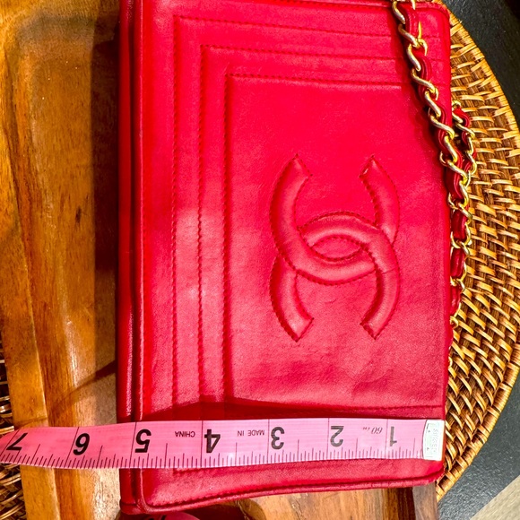 Vintage Coco Chanel handbag-not wallet on a chain- a flap snap closure handbag - Picture 3 of 13
